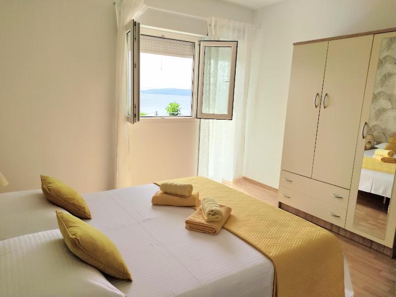 Apartmani Mila A1 & A2 & 3 Trogir Exterior photo